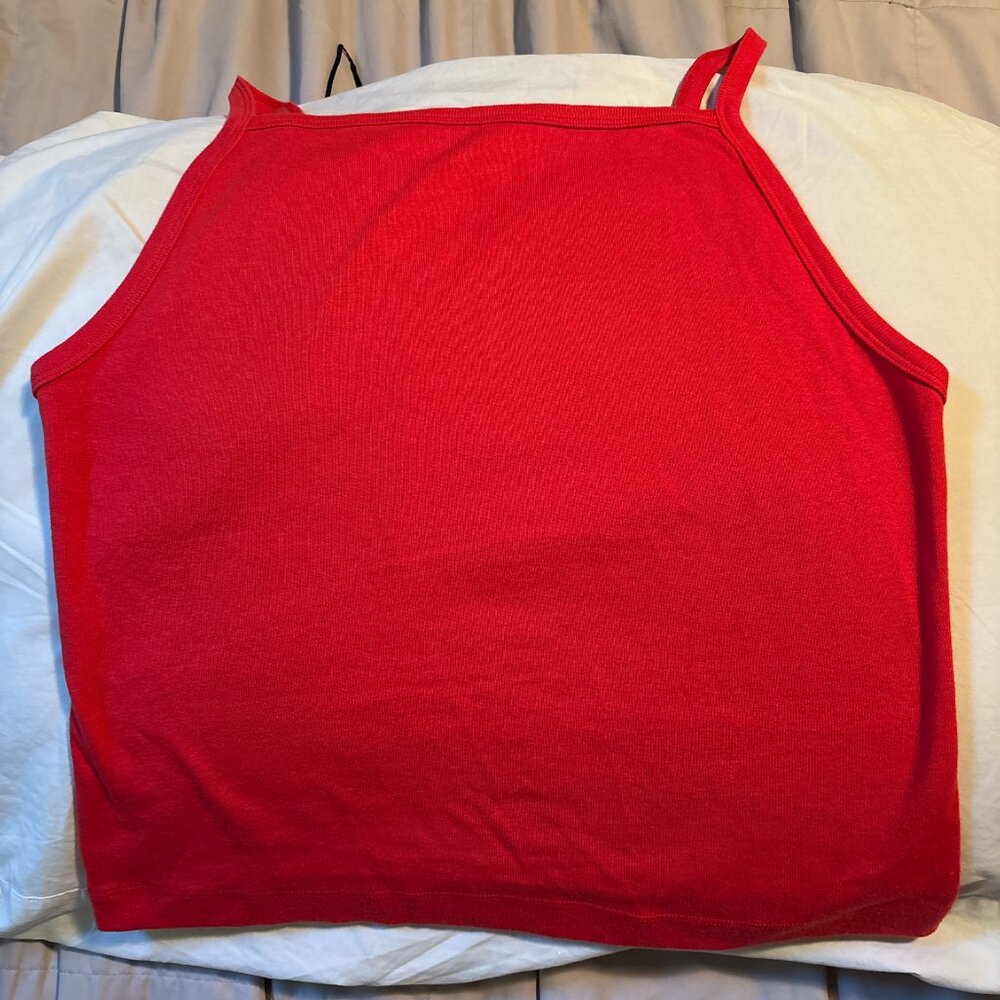 Doen Angie Tank in Scarlet - Picture 15 of 15